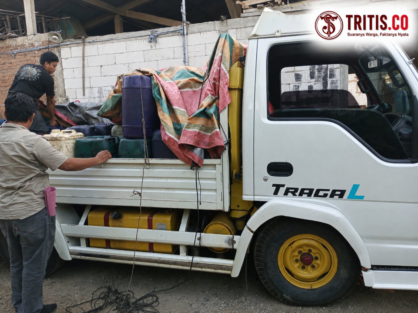 SOLAR SUBSIDI DIDUGA DITIMBUN DI BANGSRI! APARAT BERGERAK, PUBLIK DESAK RANTAI PASOK DIBONGKAR SAMPAI KE AKAR