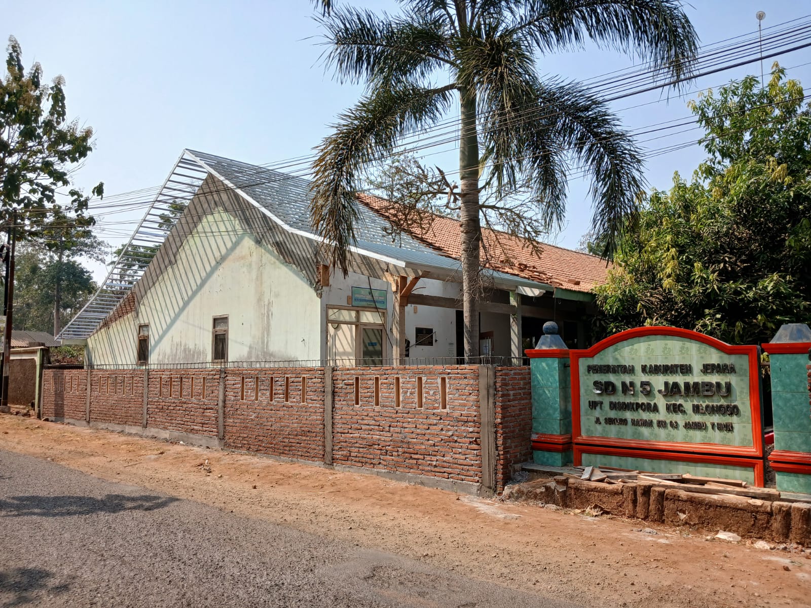 SDN 5 Jambu Buka Pelaksanaan Revitalisasi: Swakelola, Material Dipantau Langsung